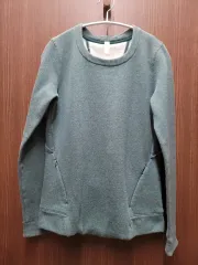 lululemon（ルルレモン） 起毛 ラウンドティー レディース 6