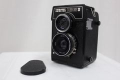 ロモ LUBITEL 166+ 二眼レフ本体 LUBIKIN付 希少中古美品 - メルカリ