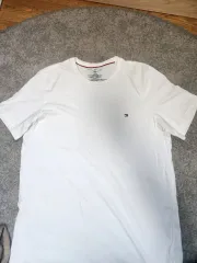 トミーヒルフィガー メンズ 白 半袖 Tシャツ - L