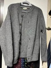 ブギホリデー ラムウール クルーネック カーディガン