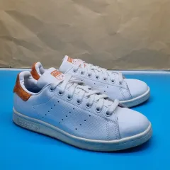 アディダス スタンスミス オレンジ レディーススニーカー 235