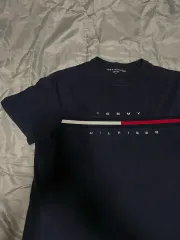 Tommy Hilfiger(トミーヒルフィガー) ネイビー 半袖 Tシャツ M