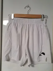 (新品) 男女 スポーツ ハーフパンツ M サイズ 白