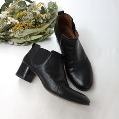 Item thumbnail for item 612e7221-4810-4171-8f4f-617703fe8b78