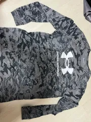 UNDER ARMOUR(アンダーアーマー) 長袖Tシャツ