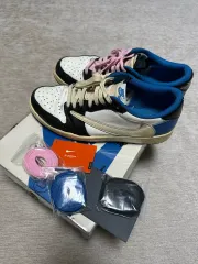 ナイキ エア ジョーダン1 ロー トラヴィス スコット × フラグメント デザイン 275