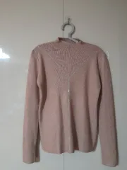 ピンク色 ネック LINE ポイント ニット