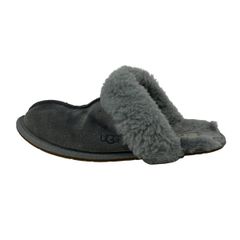 極美品』UGG アグ スポート イヤー クロッグ スリッポン 24.5黒 - メルカリ