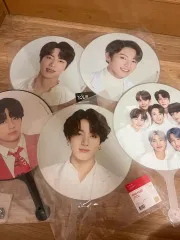 BTS うちわ 出品