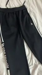 ルコックスポルティフ トラックパンツ s ストレートフィットに裾上げ済み、とても綺麗なトレーナーパンツ