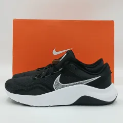 ナイキ 黒 メンズ ランニングスニーカー