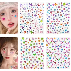 ラインストーン シール 5枚入り 顔 シール 女の子 立体的デザイン 粘着性あり ハート 星 蝶 ハート 月 貼り付け可能 携帯電話装飾 多様なシーン 卒業式 イベント 顔面デコ 日常使い コスメアクセサリー DIY用品 演出 舞台 祝日の贈り物 (4枚入り)