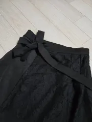 ブラック レース リー スカート