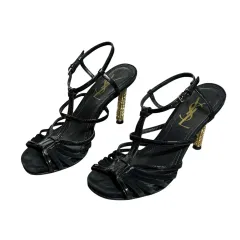 イヴ・サンローラン ハイヒール