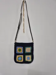 ハンドメイド手編みクロスバッグ