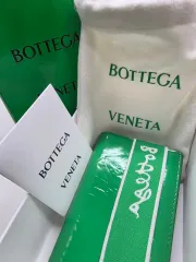 BOTTEGA VENETA ボッテガ・ヴェネタ グリーン カードウォレット フルセット