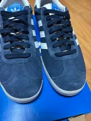 ガゼル ミッドナイト ネイビー 275 タグ 제거済み 新品 単 Haru 7万円