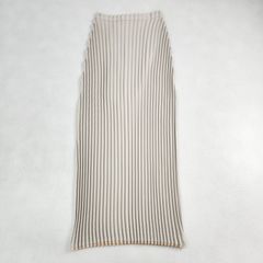 ISSEY MIYAKE プリーツ タイトスカート レッド 総柄 - メルカリ