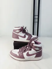 NIKE(ナイキ) ジョーダン 1 ハイ OG スカイ J 藤色の パープル 白 280