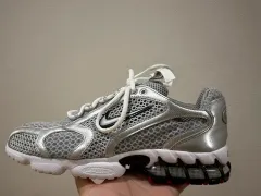 NIKE(ナイキ) エア ズーム スピリドン ケージ 2