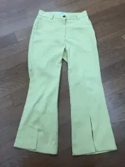 フロントスリットスラックス ライトグリーン 黄色 ほぼ新品