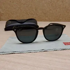 Ray Banレイバン RB4259-F 　ケース、クロスセット