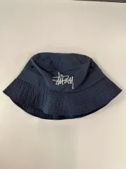 STUSSY(ステューシー) ビックロゴ 刺繍 ナイロン バケットハット