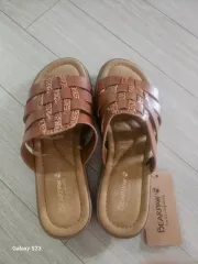 Bearpaw(ベアパウ) ブラウン サンダル スリッパ レディース