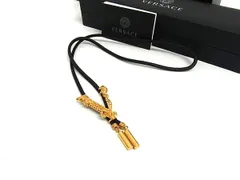 ■美品■ VERSACE ヴェルサーチ バロッコ レターV レザー ループタイ ネックレス アクセサリー ブラック系×ゴールド系 FV8895のサムネイル