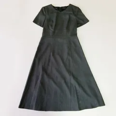 【WA/187-58464】新品タグ付き COUP DE CHANCE クードシャンス C de C 日本製 半袖 フレア ワンピース サイズ36 S チャコールグレー 定価27,940円 ワールド セレモニー フォーマル きれいめ オフィスカジュアル 上品