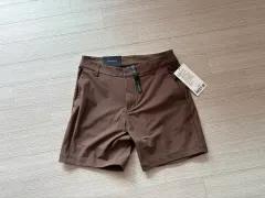 ルルレモン 手数料 ショートパンツ クラシック 7 インチ 茶色 30