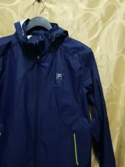 FILA(フィラ) ネイビー ウインドブレーカー フード ジャケット