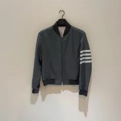 Thom Browne(トム・ブラウン) 4bar ボンバー ジャケット