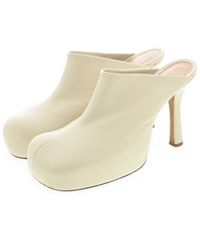 新品Bottega Veneta ベージュ パンプス ボッテガ 35 - メルカリ