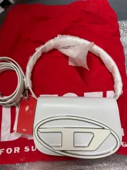 DIESEL(ディーゼル) 1DR ショルダーバッグ ホワイト