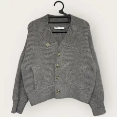 ザラ グレー ルーズフィット ニットカーディガン