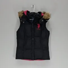 AI 95% U.S. POLO ASSN. レディース95 ダウンベスト ブラック 64557