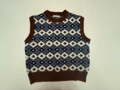 ニットベスト