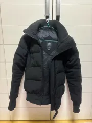 Canada Goose (カナダグース) ブラックレーベル 2XS