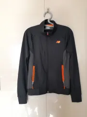 ニューバランス ブラック/グレー トラック ジャケット