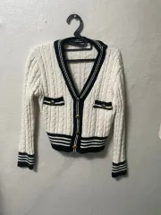 白 ケーブル編み ニット カーディガン サイズ写真参照