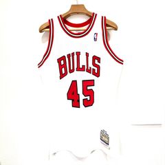 新品 マイケルジョーダン ユニフォーム 1994シカゴブルズ 白45番 新品 マイケルジョーダン ユニフォーム 1994シカゴブルズ 白45番