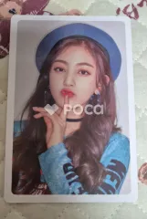 TWICE ジヒョ What is Love? 予約販売