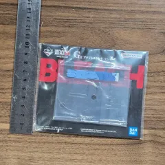 BLEACH（ブリーチ）一番くじ G賞 アクリル漫画パネルスタンド ウノハナ・レツ、ヤチルの下