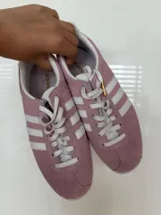 アディダス レディース ピンク スニーカー 230サイズ