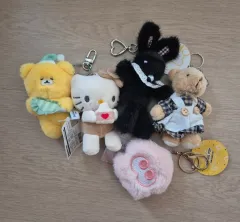 新品)キーホルダー 5種セット (ハローキティ 外)