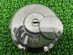 CBX400F タンクキャップ 社外 中古 バイク 部品 NC07 フューエルキャップ 燃料キャップ 修復素材に 曲がり無し 即日発送 Dzのサムネイル
