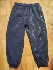 ナイキ ブラック ウーブン ジョガー パンツ