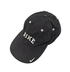 VINTAGE NIKE CAP