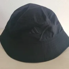 アディダス バケットハット